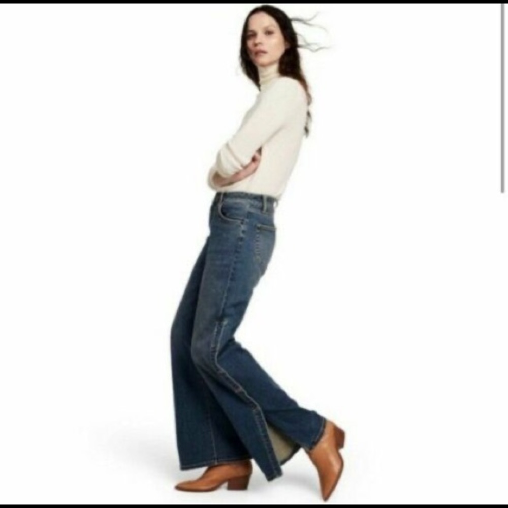 Nili Lotan Jeans - high rise button up flare size 8 - SOLD OUT
